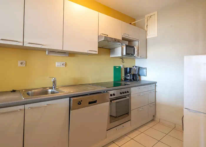 Bel Air - Comfortable 2-bedroom With Magnificent Sea View T74 Appartement *